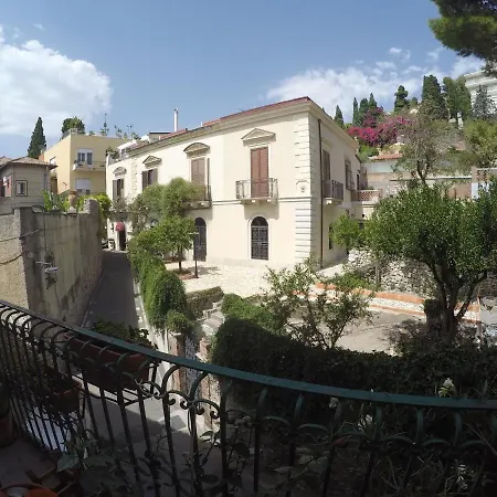Nini Historic Centre Apartmán Taormina