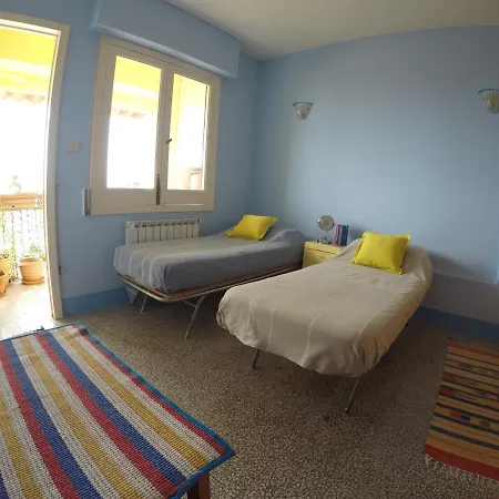 Apartment Nini Historic Centre